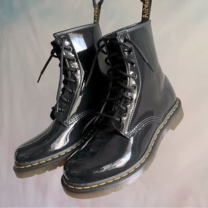 Dr Martens Black Patent 1460 Boots Size W 10